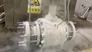 криогенный шаровой кран с боковым входом