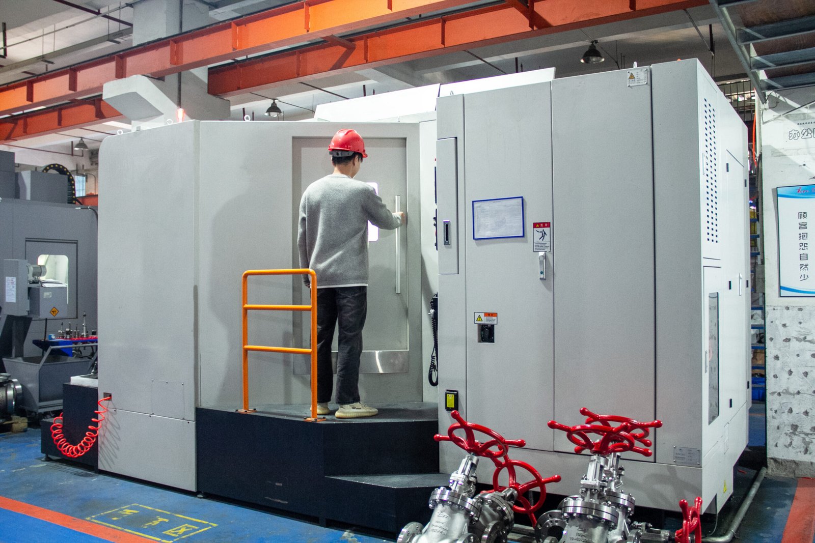 HMC630 horizontal machining center at WDL Valve factory